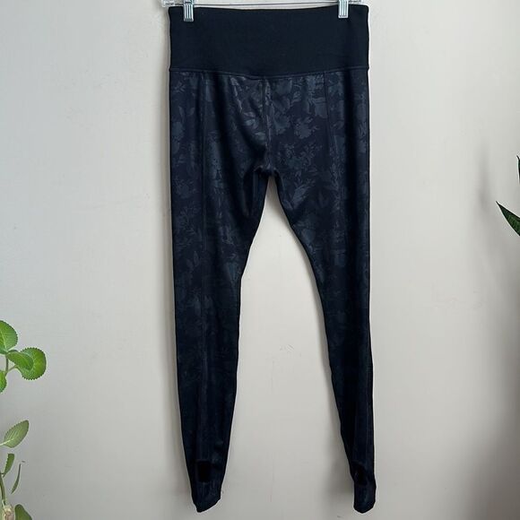 Athleta Leaf Pattern Midnight Garden Barre Leggings With Stirrups M - Picture 4 of 7